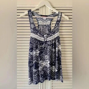 Annabelle Women’s Blue/White Aztec Print Layering Tank Top SZ M